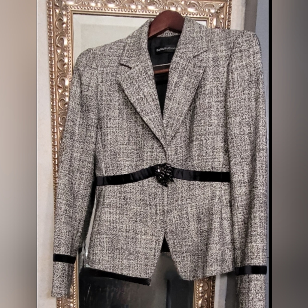 Dana Buchman blazer, grey with black velvet trim and jeweled black broach.